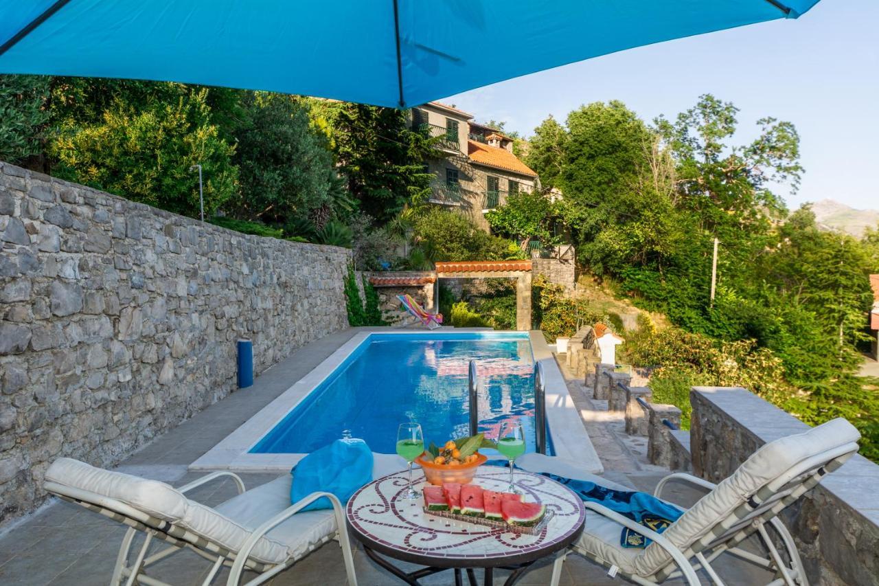 Villa Blanka Žrnovnica Exterior foto